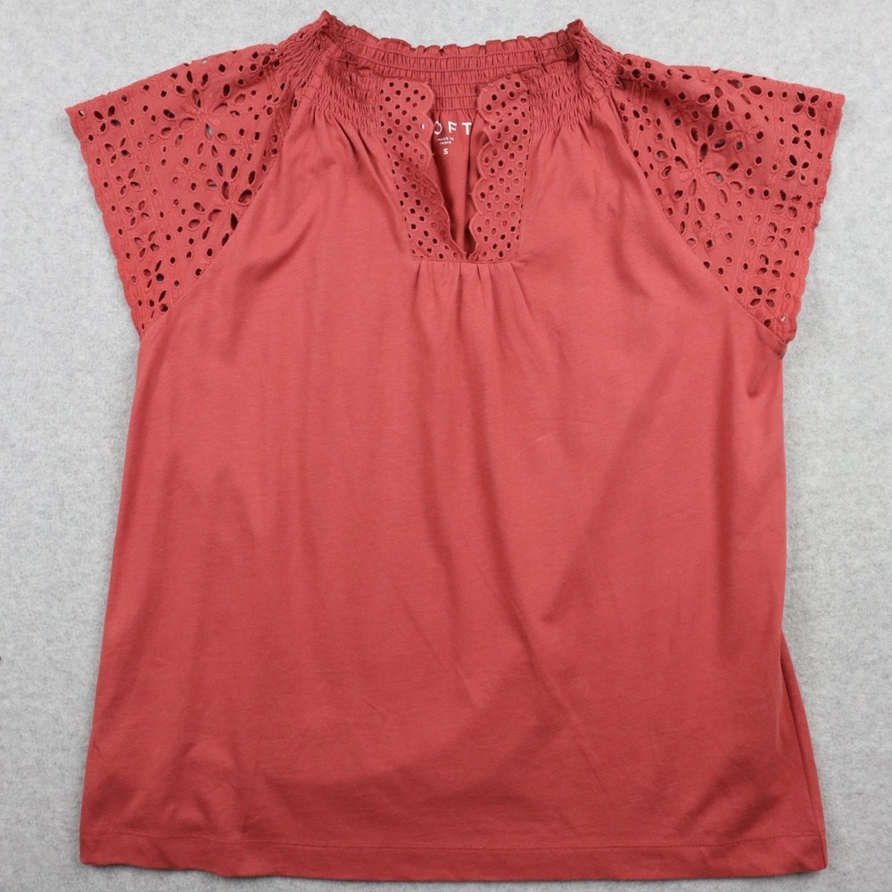 Loft Top Womens Small Eyelet Lace Notch V-Neck‎ Cotton Tee Rust Red Cap Sleeve